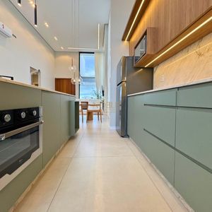 Casa de Condomínio com 201m², 3 dormitórios, 3 suítes, 3 vagas no Reserva das Águas em Torres para Comprar