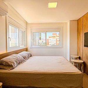 Apartamento com 100m², 2 dormitórios, 2 suítes, 2 vagas no Bella Vita em Torres para Comprar