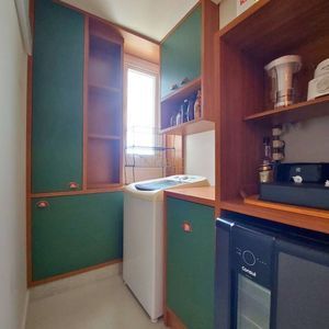 Apartamento com 72m², 2 dormitórios, 1 suíte, 2 vagas no Bellagio Residenziale em Torres para Comprar