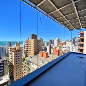 Apartamento com 200m², 3 dormitórios, 3 suítes, 3 vagas no Vanguard em Torres para Comprar