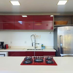 Casa com 210m², 3 dormitórios, 3 suítes, 2 vagas no Ocean Side em Torres para Comprar