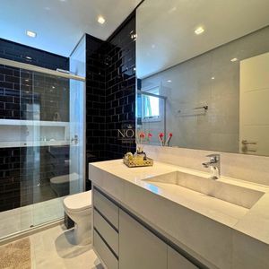 Casa de Condomínio com 444m², 4 dormitórios, 4 suítes, 4 vagas no Reserva das Águas em Torres para Comprar