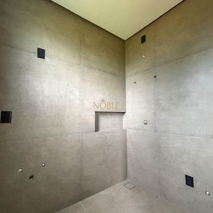 Casa de Condomínio com 250m², 4 dormitórios, 4 suítes, 2 vagas no Reserva das Águas em Torres para Comprar