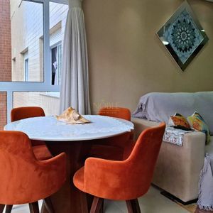 Apartamento com 72m², 2 dormitórios, 1 suíte, 2 vagas no San Pietro em Torres para Comprar