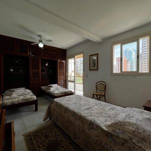 Apartamento com 155m², 3 dormitórios, 1 suíte, 1 vaga no Edificio Villa Itaparica em Torres para Comprar