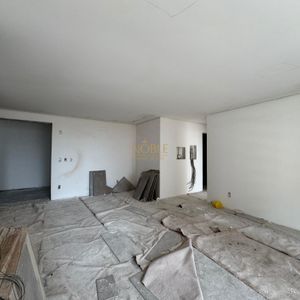 Apartamento com 80m², 2 dormitórios, 1 suíte, 1 vaga no Mirage em Torres para Comprar