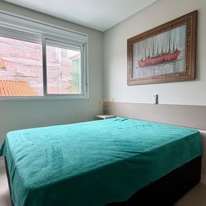 Apartamento com 110m², 3 dormitórios, 1 suíte, 2 vagas no Praia Bávaro em Torres para Comprar
