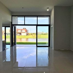 Casa de Condomínio com 222m², 4 dormitórios, 4 suítes, 2 vagas no Reserva das Águas em Torres para Comprar