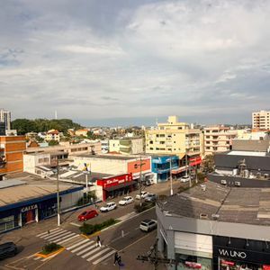 Sala Comercial com 38m², 1 dormitório no COMERCIAL ZORTEIA em Torres para Comprar