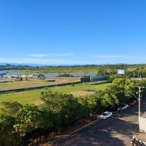 Apartamento com 69m², 3 dormitórios, 1 suíte, 1 vaga no Residencial Jardim Europa em Torres para Comprar