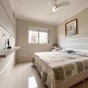 Apartamento com 110m², 3 dormitórios, 1 suíte, 1 vaga no Yokohama em Torres para Comprar