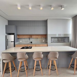 Apartamento com 90m², 2 dormitórios, 2 suítes, 1 vaga no Maui Residencial em Torres para Comprar