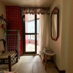 Apartamento, 2 dormitórios, 1 suíte, 1 vaga no Nouvelle Tour em Torres para Comprar