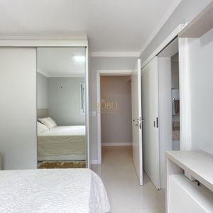 Apartamento com 124m², 3 dormitórios, 3 suítes, 2 vagas no Lê Classic em Torres para Comprar