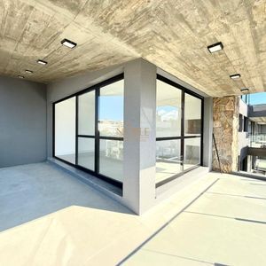 Apartamento com 99m², 2 dormitórios, 2 suítes, 2 vagas no Florença em Torres para Comprar