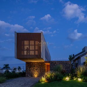 Casa de Condomínio com 244m², 4 dormitórios, 4 suítes, 2 vagas no Condomínio Ilhas Park em Torres para Comprar