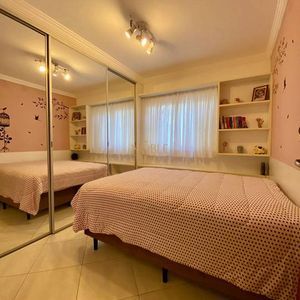 Apartamento com 110m², 3 dormitórios, 1 suíte, 2 vagas no Saint Germain em Torres para Comprar