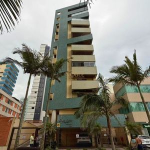 Apartamento com 110m², 3 dormitórios, 1 suíte, 1 vaga no Costa Leste em Torres para Comprar