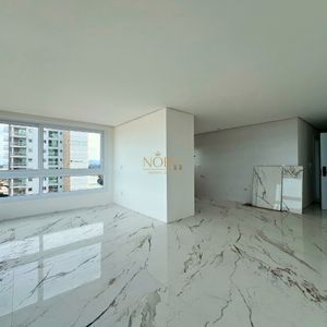 Apartamento com 120m², 3 dormitórios, 3 suítes, 2 vagas no La Vistara em Torres para Comprar