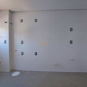 Apartamento com 53m², 1 dormitório, 1 suíte, 1 vaga no Punta Del Sole em Torres para Comprar