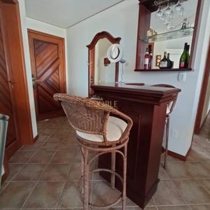 Apartamento com 142m², 3 dormitórios, 1 suíte, 2 vagas no Torre de La Cité em Torres para Comprar