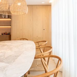 Apartamento com 109m², 3 dormitórios, 1 suíte, 2 vagas no San Pietro em Torres para Comprar