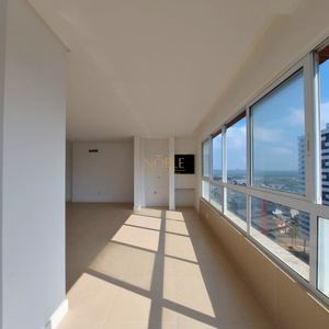 Apartamento com 109m², 3 dormitórios, 1 suíte, 2 vagas no San Pietro em Torres para Comprar