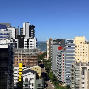 Apartamento, 2 dormitórios, 2 suítes, 2 vagas no Punta Del Sole em Torres para Comprar