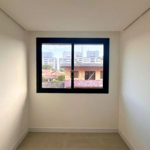 Apartamento com 68m², 2 dormitórios, 1 suíte, 1 vaga no Florença em Torres para Comprar