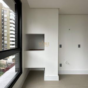 Apartamento com 97m², 2 dormitórios, 2 suítes, 1 vaga no Praça Quatro em Torres para Comprar