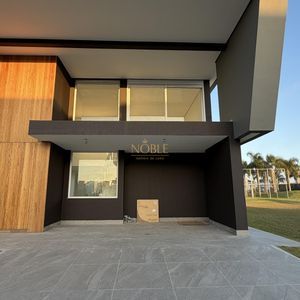 Casa com 474m², 4 dormitórios, 4 suítes, 2 vagas no Condomínio Ilhas Park em Torres para Comprar
