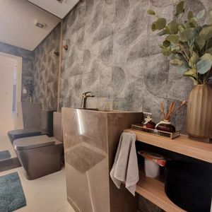 Apartamento com 249m², 4 dormitórios, 4 suítes, 4 vagas no Graziela em Torres para Comprar