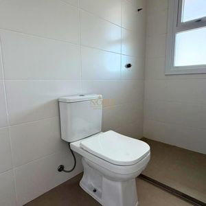 Apartamento com 118m², 3 dormitórios, 3 suítes, 1 vaga no Punta Del Sole em Torres para Comprar