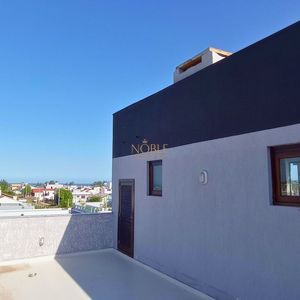 Casa com 500m², 4 dormitórios, 4 suítes, 2 vagas no bairro Bella Torres em Passo de Torres para Comprar