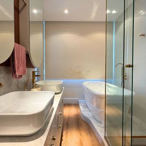 Apartamento com 142m², 3 dormitórios, 3 suítes, 2 vagas no Voga em Torres para Comprar