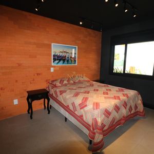 Casa de Condomínio com 262m², 3 dormitórios, 1 suíte, 2 vagas no Reserva das Águas em Torres para Comprar