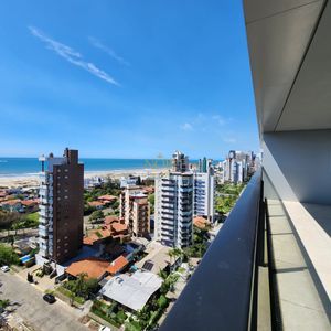 Apartamento com 220m², 4 dormitórios, 4 suítes, 3 vagas no Vitra em Torres para Comprar