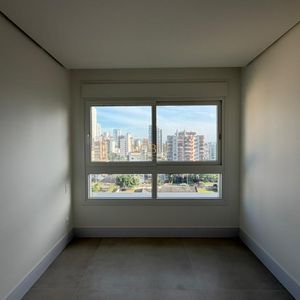 Apartamento com 110m², 3 dormitórios, 1 suíte, 2 vagas no Montalcino em Torres para Comprar