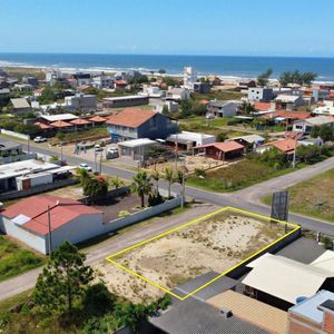 Terreno no bairro Miratorres em Passo de Torres para Comprar