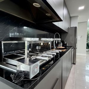 Casa de Condomínio com 293m², 3 dormitórios, 3 suítes, 2 vagas no Ocean Side em Torres para Comprar