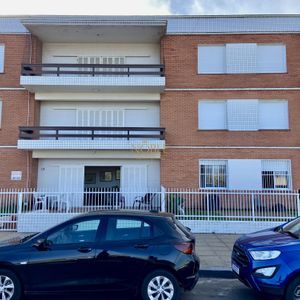 Apartamento com 117m², 3 dormitórios, 1 suíte, 1 vaga no Miramar em Torres para Comprar