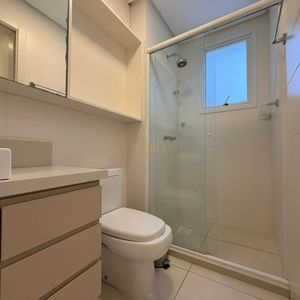 Apartamento com 72m², 2 dormitórios, 1 suíte, 1 vaga no Mônaco em Torres para Comprar