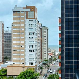 Apartamento com 105m², 3 dormitórios, 1 suíte, 2 vagas no Vesta em Torres para Comprar