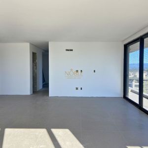 Apartamento com 113m², 3 dormitórios, 1 suíte, 2 vagas no Mirage em Torres para Comprar