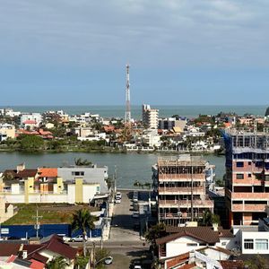 Cobertura com 149m², 3 dormitórios, 3 suítes, 2 vagas no Topazio em Torres para Comprar