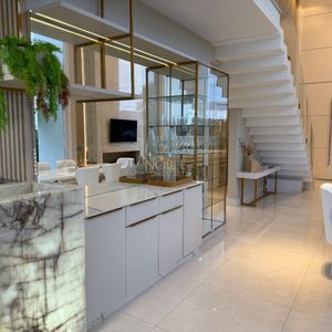 Casa de Condomínio com 359m², 4 dormitórios, 4 suítes, 2 vagas no Reserva das Águas em Torres para Comprar