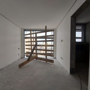 Apartamento com 233m², 4 dormitórios, 4 suítes, 3 vagas no Domus em Torres para Comprar