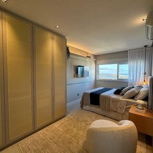 Apartamento com 70m², 2 dormitórios, 1 suíte, 2 vagas no Toronto em Torres para Comprar