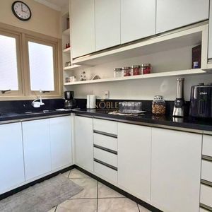 Apartamento com 88m², 2 dormitórios, 1 suíte, 1 vaga no Residencial Centenario em Torres para Comprar