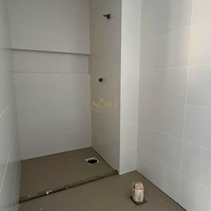 Apartamento com 53m², 1 dormitório, 1 suíte, 1 vaga no Punta Del Sole em Torres para Comprar